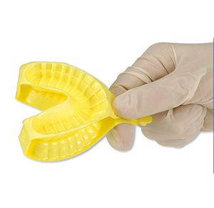 MIRAFLUOR TRAY LARIDENT Prevenzione e profilassi Prodotti odontoiatrici DENTAL PROVIDES a Andria